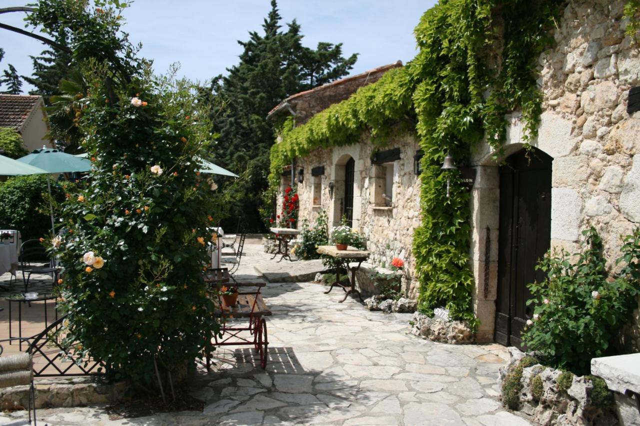 Hotel-Restaurant Le Moulin De La Camandoule Fayence Luaran gambar