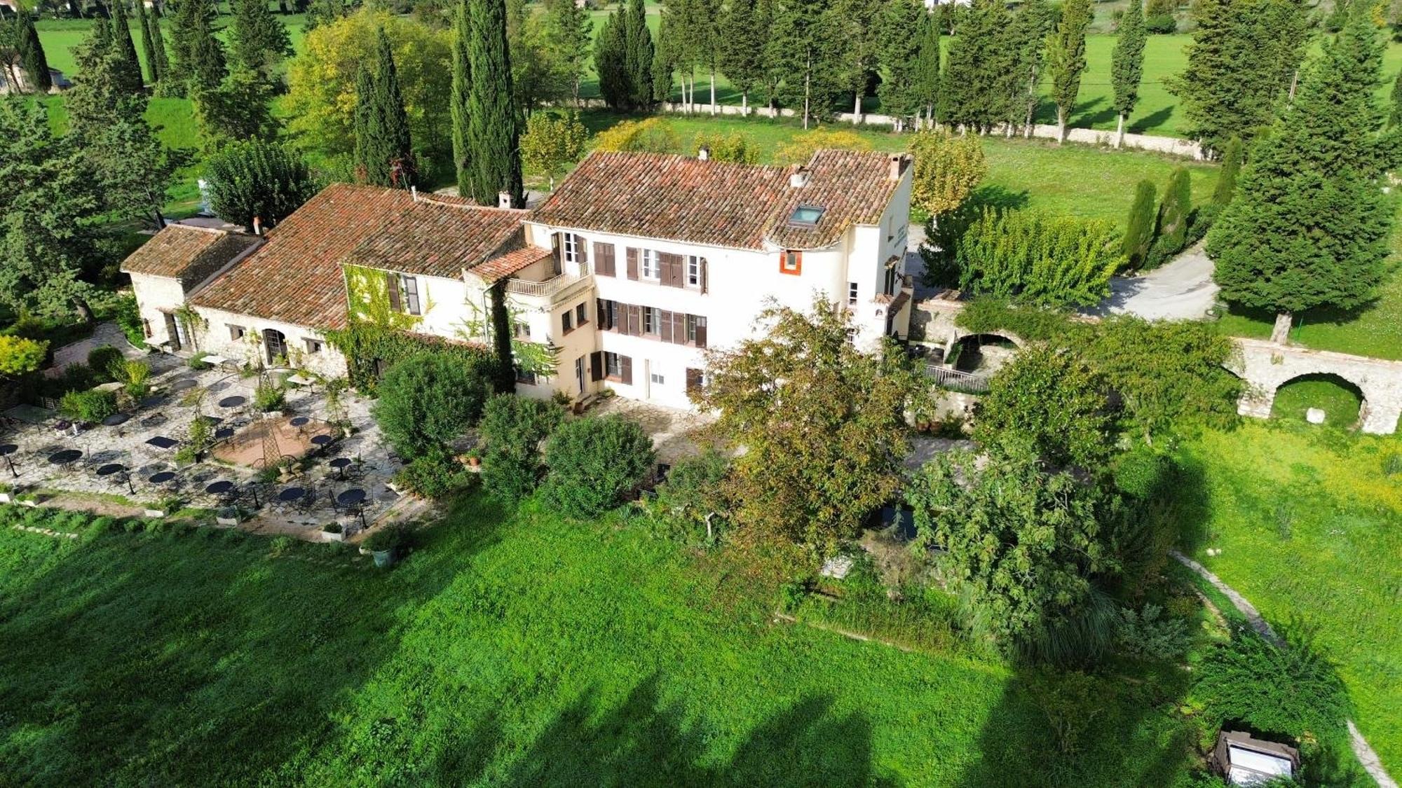 Hotel-Restaurant Le Moulin De La Camandoule Fayence Luaran gambar